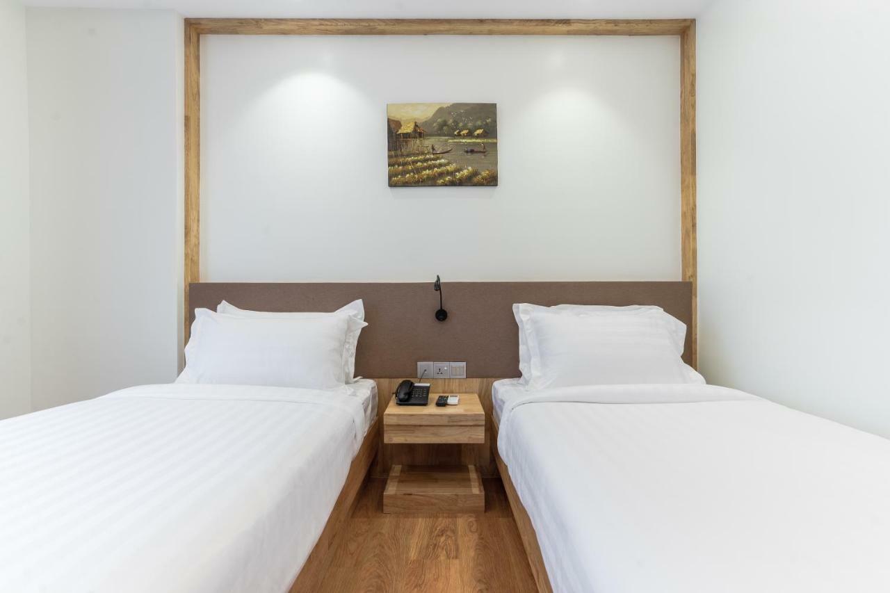 The Gandamar Hotel , Янгон Экстерьер фото